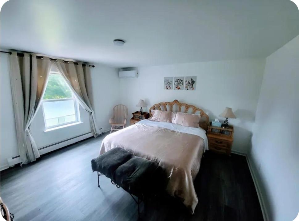 Cozy House In 3 Bedrooms 10 People Long Pond
