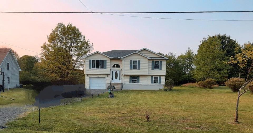 Cozy House In 3 Bedrooms 10 People * Long Pond